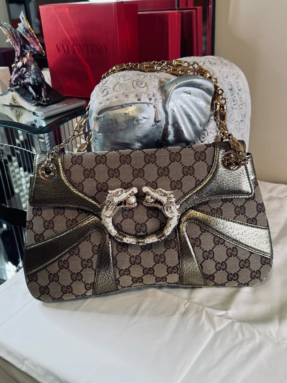 Rare Gucci Tom Ford Dragon Metallic Gold Leather and canvas logo Shoulder Bag
